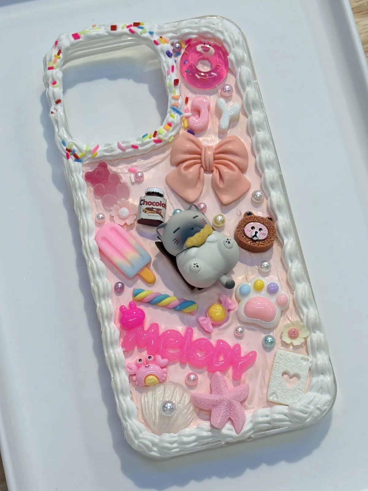Cream glue and decoden craft