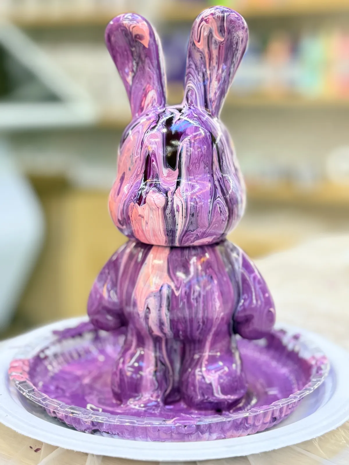 Fluid bear painting activity